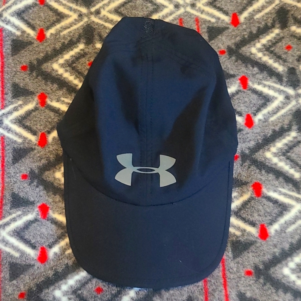 Black Under Armour Unisex UA Run Shadow Cap